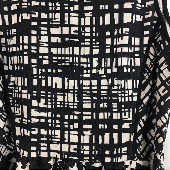 Gabby Skye Tan/Black Mixed Print Dress - Picture 13 of 16